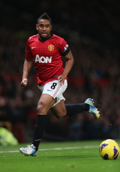 穆斯卡特等人陪同澳大利亚总理散步，王燊超送上10号纪念球衣.